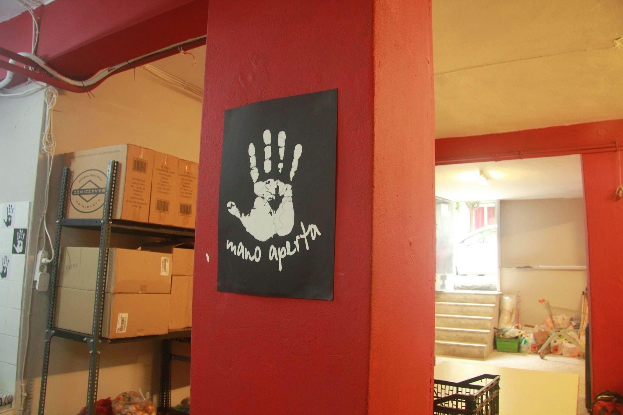 Solidarity Kitchen logo